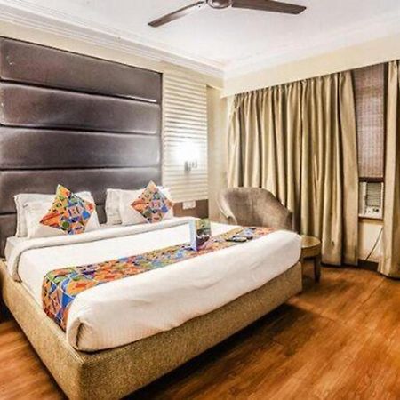 Fabhotel Bmk Grand New Delhi Exteriör bild