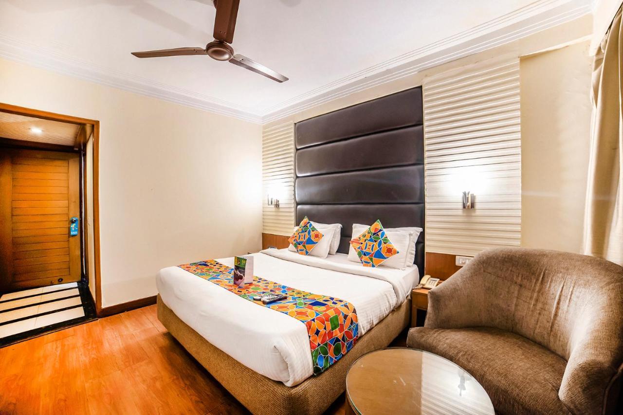 Fabhotel Bmk Grand New Delhi Exteriör bild