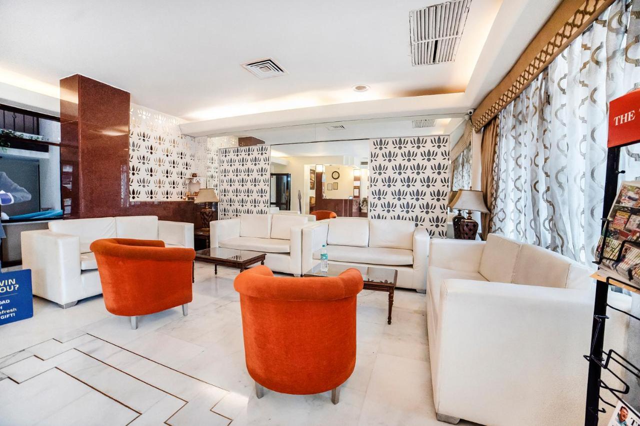 Fabhotel Bmk Grand New Delhi Exteriör bild